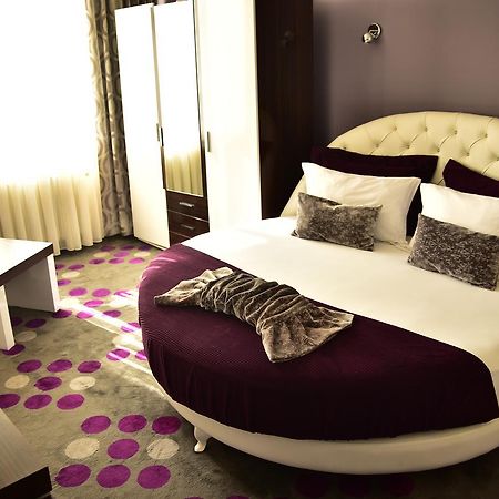 Hande Hotel Mustafakemalpaşa Zewnętrze zdjęcie
