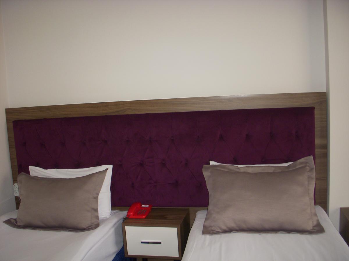 Hande Hotel Mustafakemalpaşa Zewnętrze zdjęcie