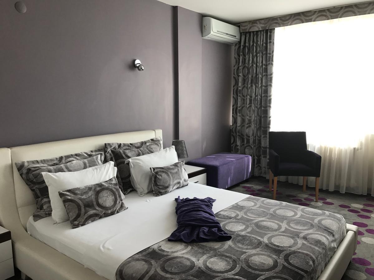 Hande Hotel Mustafakemalpaşa Zewnętrze zdjęcie