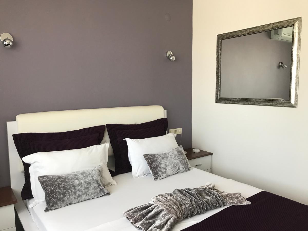 Hande Hotel Mustafakemalpaşa Zewnętrze zdjęcie