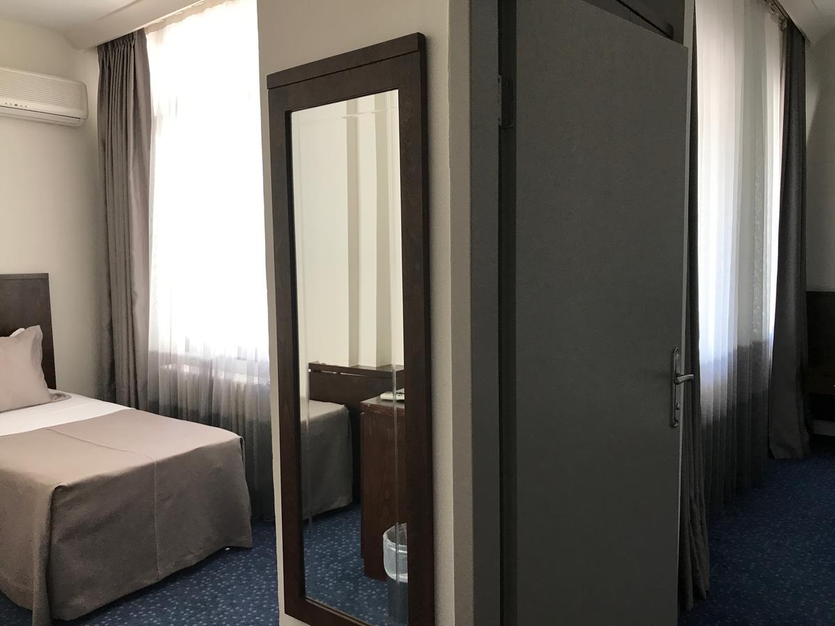 Hande Hotel Mustafakemalpaşa Zewnętrze zdjęcie