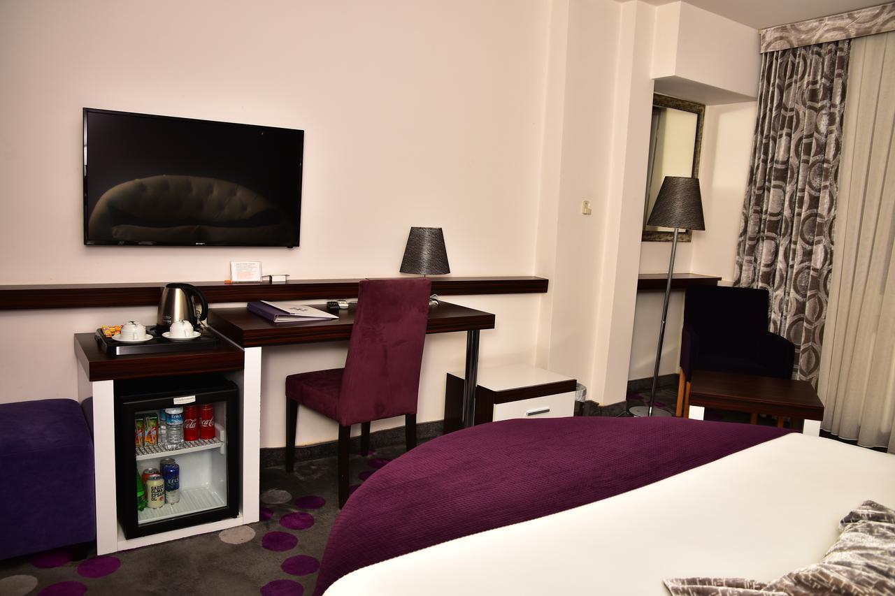 Hande Hotel Mustafakemalpaşa Zewnętrze zdjęcie
