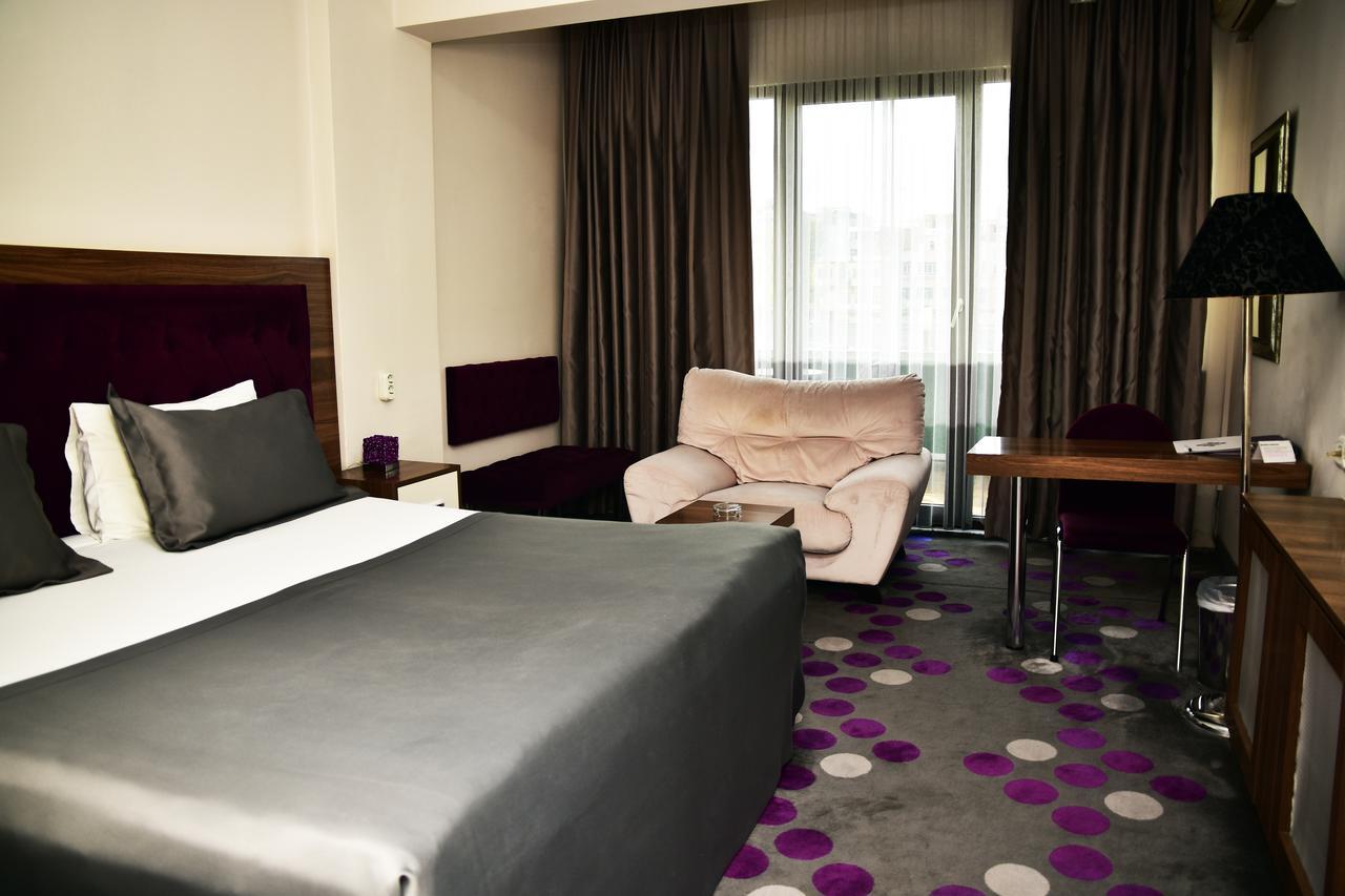 Hande Hotel Mustafakemalpaşa Zewnętrze zdjęcie