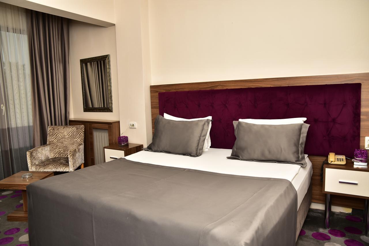 Hande Hotel Mustafakemalpaşa Zewnętrze zdjęcie